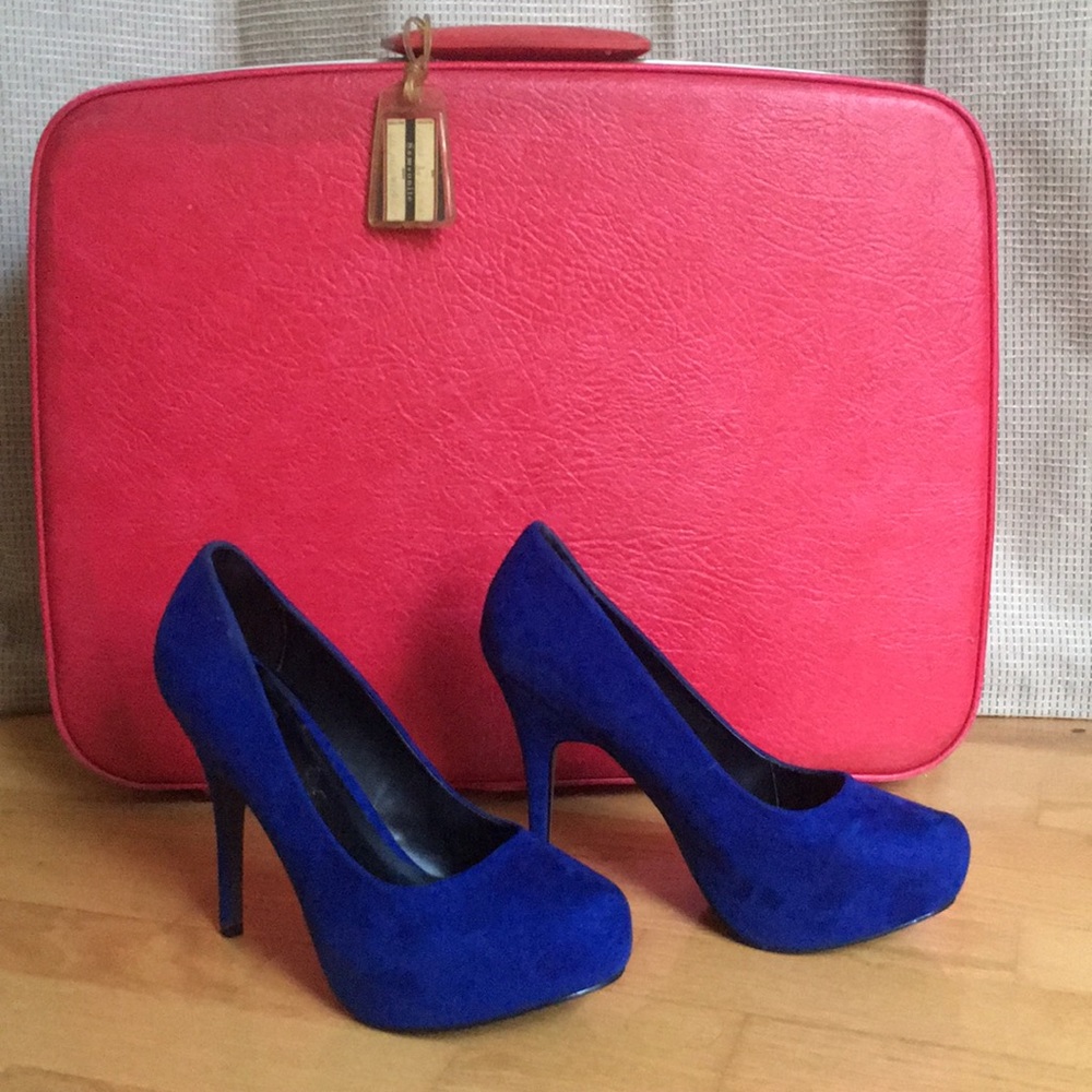 Blue platform heels